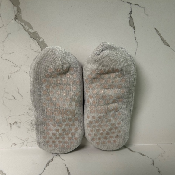 Totes Women’s Slippers Grey Cable Knit US Small - Picture 5 of 5